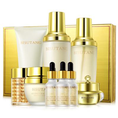 China BISUTANG Golden Difid Yeast Hyaluronic Acid Anti-Aging Lady Gift Box Radiant Glowing Private Label Organic Facial Set Skin Care Te koop