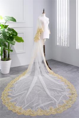 China New Styles Customized Two Layers Appliqued Lace 3.5m*1.8m Tulle Bridal Wedding White Veil With Hair Comb for sale