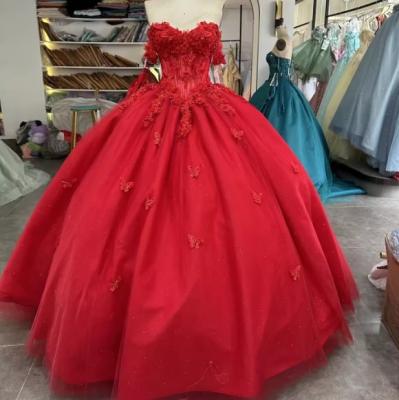 China Vintage Sweetheart Neck Court Train Off-the-shoulder Appliqued Lace Red Tulle Long Girl Quinceanera Dress for sale