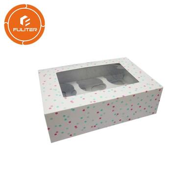 China Caja de torta cuadrada ligera de encargo, caja de torta blanca con la manija en venta