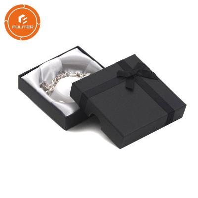 China Small Empty Jewelry Gift Boxes Paperboard Glossy Lamination Surface Disposal for sale