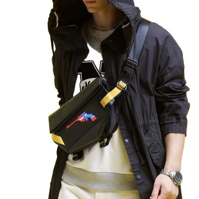 China 2021 Dynamic Wholesale Christmas Gift Canvas Factory Promotion Trend Pixel LED Messenger Bag Customized Waist Bag for sale