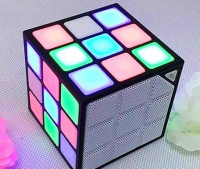 China Portable Led Speaker, Mini magic cube speaker with LED lights for sale