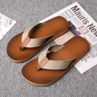 China High quality Breathable Microfiber leather flip flops men high end outsole sandals fashion beach flip flops for sale