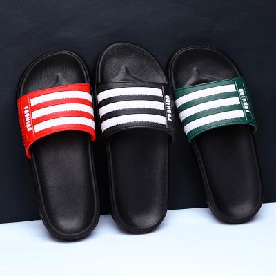 China Summer Men Slippers Designer Cheap Wholesale Lightweight Beach Flat Slippers Rubber Custom Slides for sale