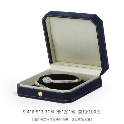 China Custom Jewelry Packaging Box Jewelry Gift Paper Logo Beautiful Velvet Jewelry Luxury Necklace Ring for sale