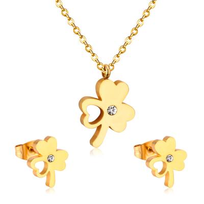 China Eco-Friendly Stainless Steel Jewelry Set Gold Plated Four Leaf Clover Jewelry Women's Trendy And Dangle Statement Crystal Jewelry for sale