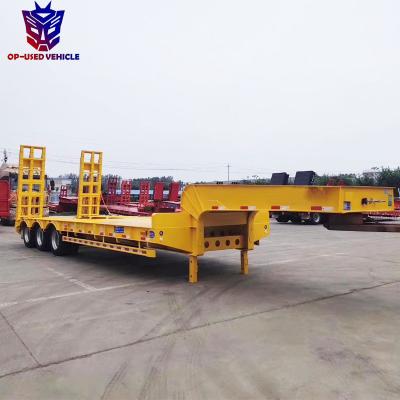 China Semi Truck Trailer Good Condition 3 Axle Used Lowbed Low Bed Truck Trailer Commode For Sale for sale