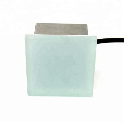 China Theme Park Landscape Lighting Outdoor Size Customized Square Led Brick Light for sale