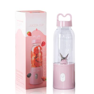 China Outdoor Wholesale USB Rechargeable Portable Blender Mini Blender Juicer Cup For Children for sale