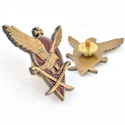 China Worldwide custom wholesale 3D metal enamel lapel pin and eagle pin badge for sale