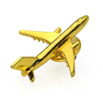 China Custom Europe Metal Gold Plated Pin Badges Crafts Fancy Airplane Badge Jewelry Brooch Pin for sale