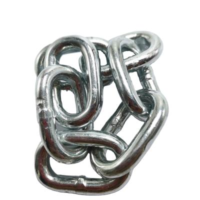 China Drag Chain Welded Short DIN5685A Standard Galvanized Steel Link Chain Size 6mm Link Chain for sale