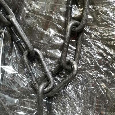 China Chain Drag Self Color Polishing DIN763 Welded Link Chain 8mm Long Chain for sale