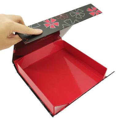 China Custom Printed Biodegradable Food Grade Delivery Paper Gift Magnetic Closure Sushi Packaging Box for sale