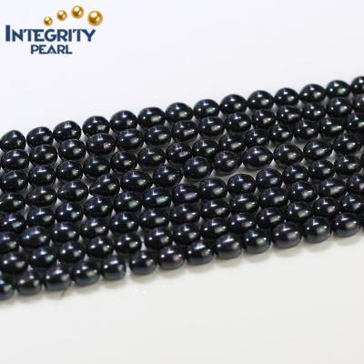 China Wholesale 8mm Black Natural Freshwater Pearl Peacock Rice Loose Pearl Beads for sale