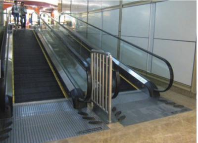 China 5 Tons Belt Type Moving Walkway 13 Degree Moving Walk Escalator for sale