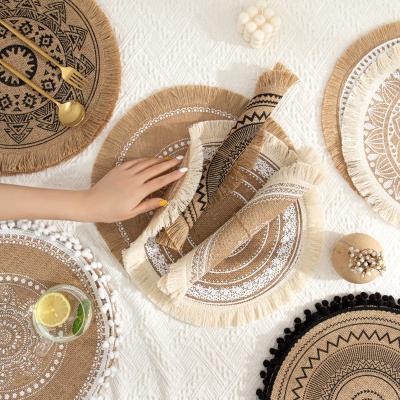 China CLASSIC Round Placemats for Wedding Party Supplies Round Burlap Placemats with Tassels Mandala Boho Table Mats for sale