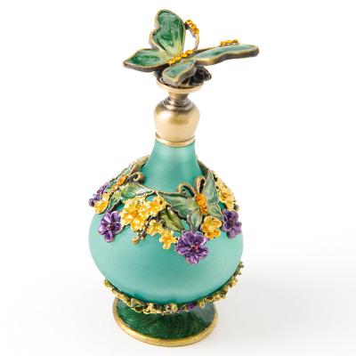 China PERFUME 2019 new beautiful and classic metal arabic antique perfume bottles for sale