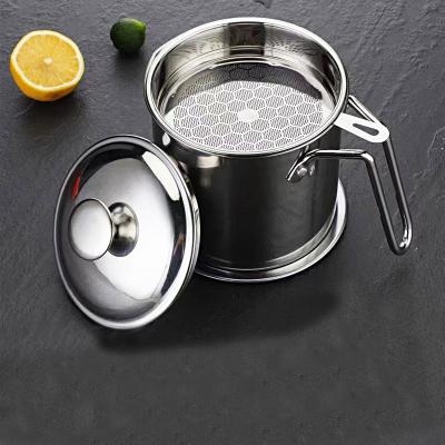 China Detachable 304 Stainless Steel Household Metal Kitchen Oil Pot Residue Microwavable Separator Strainer Oiler With Filter for sale