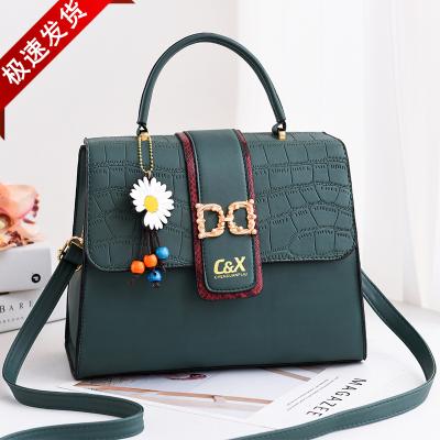 China 2021 Summer New Daily Used Alligator Grain Swapping Shoulder Bag Women's Lady Shoulder Bag Soft Cross Body Bag Handbag Factory Wholesale Custom for sale