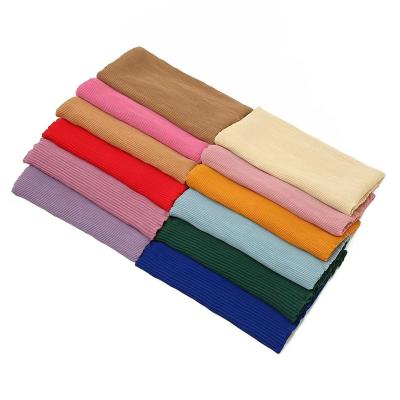 China Wholesale Chiffon Pleated Crepe Hijab Malaysia Satin Silk Simple Hijab Scarf for sale