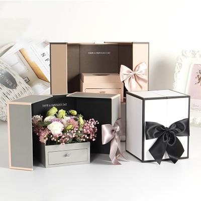 China Cheap Factory Price Custom Luxury Flower Box Gift Recycled Packaging Materials Cardboard Boxes For Flowers Paper Box for sale