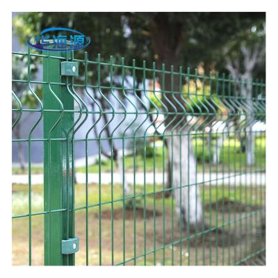 China Easily Assembled Cruvy Welded Mesh Fence Welded Wire Mesh Panels Export To Japan Powder Coated Fence for sale