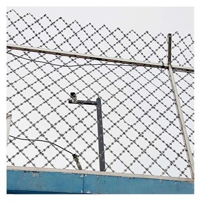 China Hot Dipped Galvanized Steel Wire Razor Barbed Wire Mesh Coils bto-22 Galvanized Steel Barbed Wire Fence for sale