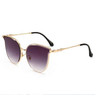 China 2022 fashion sunglasses new arrival logo sunglass stylish metal frame temple custom made sunglasses for sale