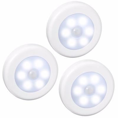 China Industrial Wireless LED Puck Light With Remote Control LED Under Cabinet Lighting Cabinet Light for sale