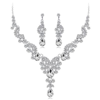 China High-end fashion European and American high-end hot-selling necklace set two-piece necklace crystal earrings jewelry set for sale