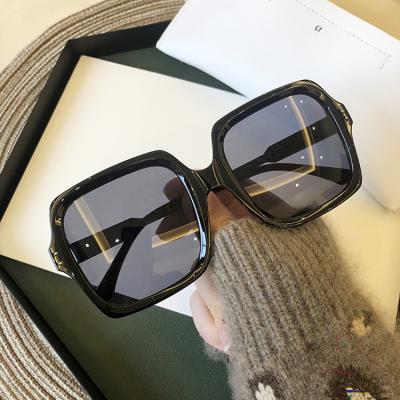 China High Quality Retro Big Frame Sunglasses Female Personality Net Celebrity Street Pulling Anti-UV Single Lenses Big Face Thinner Sunglasses for sale