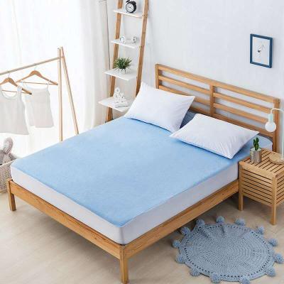 China Customized Super Soft Breathable Mattress Nondisposable Premium Bed Topper Mattress Cover for sale