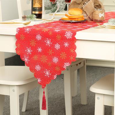 China Jacquard Material Christmas Print Tassel Hotel Family Holiday Decoration Table Cloth Runner for sale