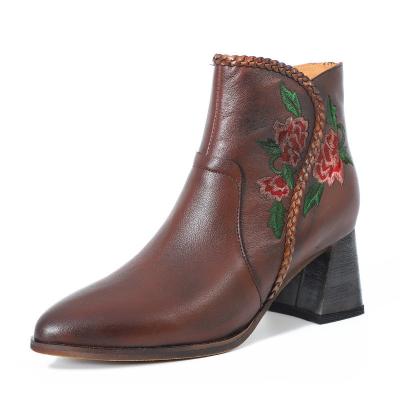 China HZM034 Ethnic Style Retro Women'S Boots Autumn And Winter New Leather Women'S Shoes Boots Original Embroidery Thick Heel for sale