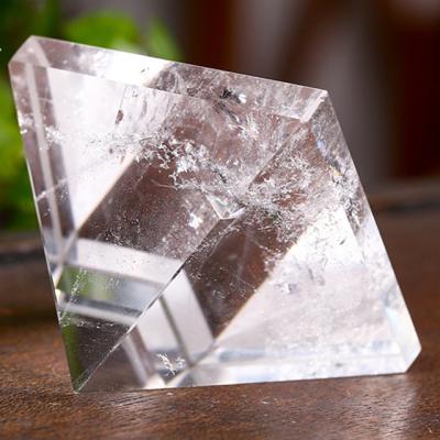 China Europe Factory Wholesale Natural Clear White Crystal Quartz Energy Pyramid Healing Gemstone Chakra Pyramids For Vastu for sale