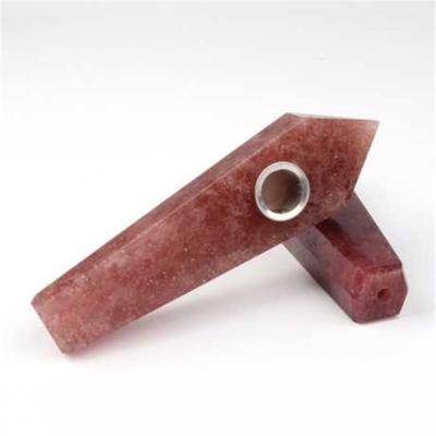 China Hot Sale China Hand Carved Natural Quartz Crystal Stone Weed Smoking Strawberry Pipes With Carburetor Hole for sale