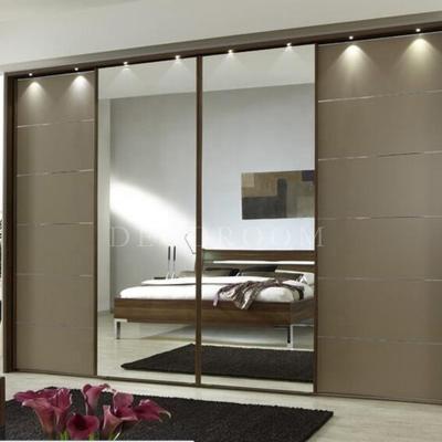 China Customized Modern MDF Modern Cheap Plywood Bedroom Sliding Doors Solid Wood Wardrobe for sale