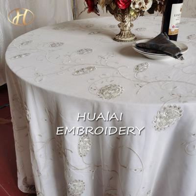 China 2021 New Modern Silver Sequins Strip Embroidered Tablecloths Can Be Customized Size For Wedding Party for sale