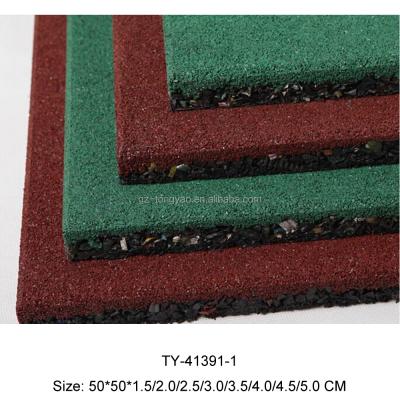 China Rubber crumbs wholesale factory price outdoor and indoor gym used safty rubber floor mats, floor tiles for sale for sale