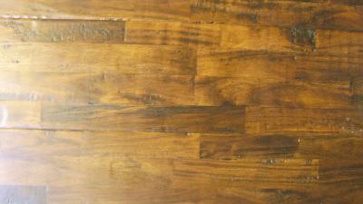 China Acacia Solid 3-strips, hand-scraped,distressed,UV lacquer for sale