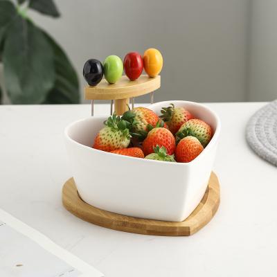 China Nordic heart shape stand household fruit dish candy snack viable hot selling bamboo dessert dish fruit dish dry salad bowl with fork for sale