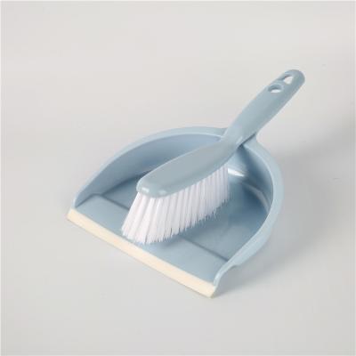 China Keyboard Field Mini Cleaning Set Household Plastic Broom and Dustpan Home Office Set for Home for sale