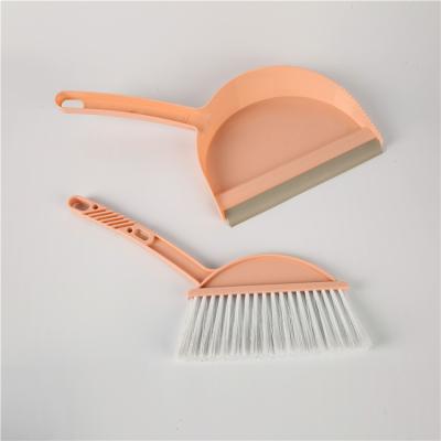 China Home Multifunctional Short Handle Mini Broom And Dustpan Plastic Cleaning Brush Set For Desktop Keyboard for sale