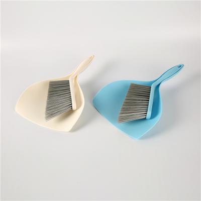 China Home Household Customized Eco Friendly PP Plastic Mini Portable Table Brush Broom and Dustpan Set for sale