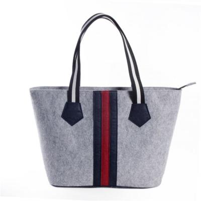 China Different Types Reusable Cross - Body Recyclable TOP Selling Handbag for sale