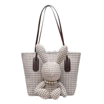 China Brand New Eco-friendly Autumn And Winter Fashion Cute Large Capacity Houndstooth Pattern Plaid Doll Rabbit Tote Shoulder Bag for sale