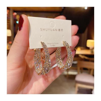 China Fashionable personality of 2020 popular baroque circle earrings South Korea Dongdaemun rhinestone earrings new exaggerated silver needle earrings earr for sale