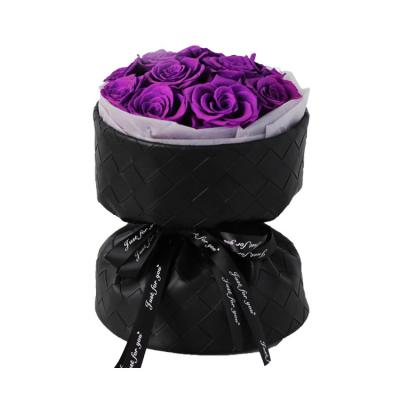 China Wedding Valentine's Day December Amazon Home Sells New Style Customizable Natural Lasting Etern Preserved Rose Bouquet for valentines day graduate gift for sale